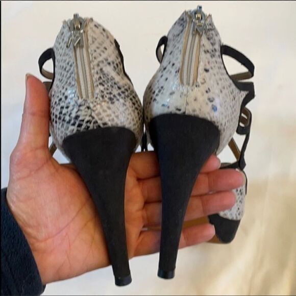 MARIE MARE STILETTO STRAPPY HEELS.  NEW. - Picture 6 of 6